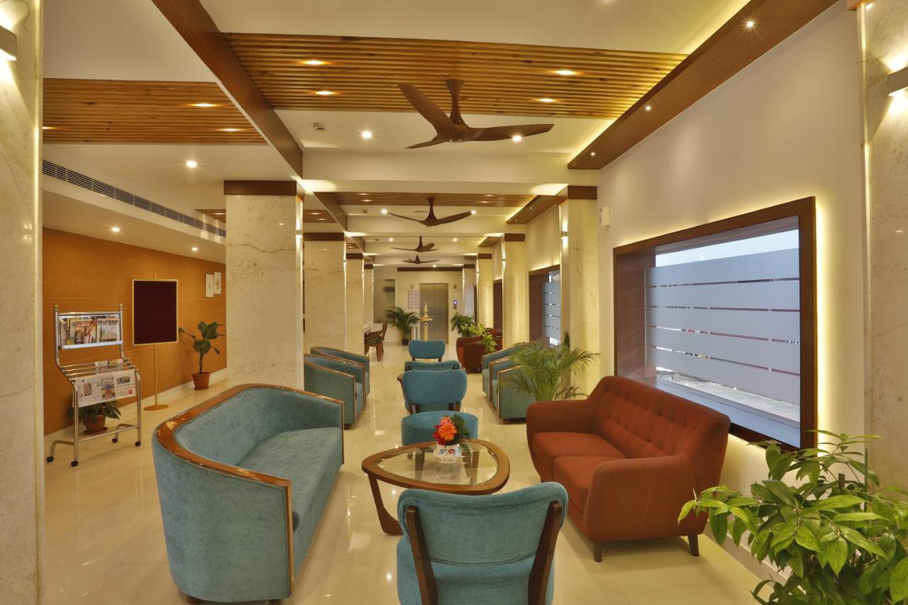 Hotel Panchavady Tiruvalla Eksteriør billede